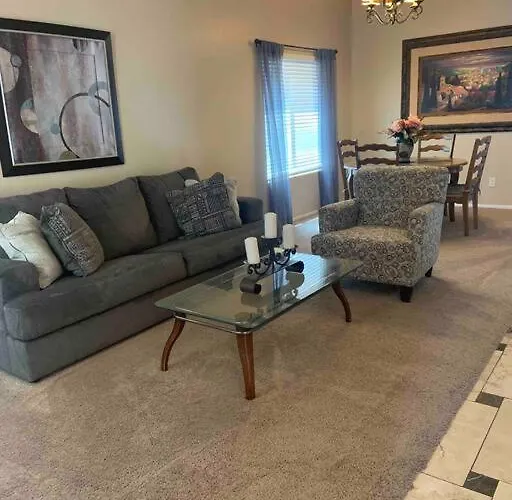 Bella Oasis Family Retreat Holiday home El Mirage
